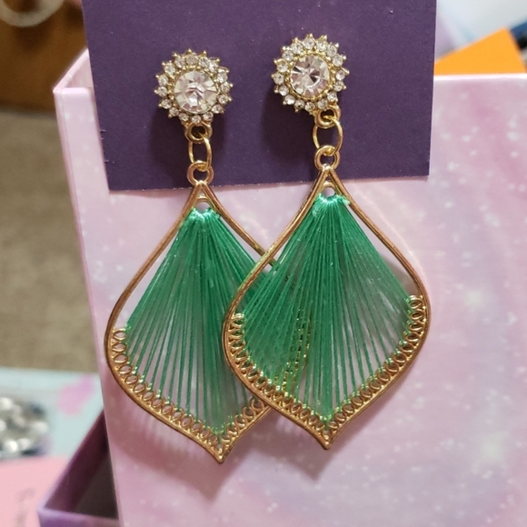 hand made Jewelry - Nwt green and gold earrings with round stud.